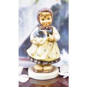 LTD ED "A HEARTFELT GIFT" M.I. HUMMEL FIGURINE