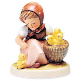 CHICK GIRL M.I. HUMMEL FIGURINE