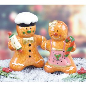 GINGERBREAD COUPLE SALT & PEPPER SET