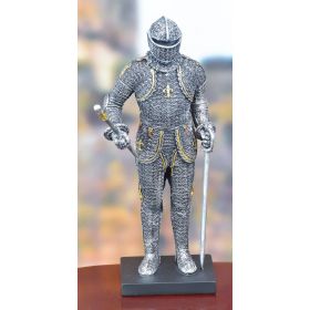 MEDIEVAL KNIGHT WITH SWORD & MACE