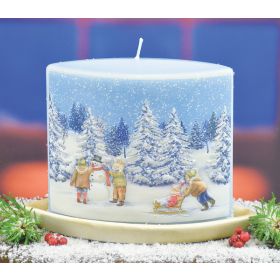 EMBOSSED WINTER SCENE CANDLE