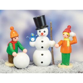 MINIATURE "BUILDING A SNOWMAN" FIGURINE SET